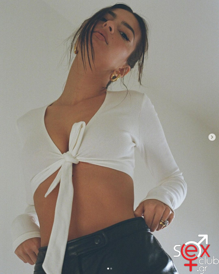 Screenshot 2024-06-30 at 19-40-01 Emily Ratajkowski (@emrata) • Φωτογραφίες και βίντεο στο Instagram.png