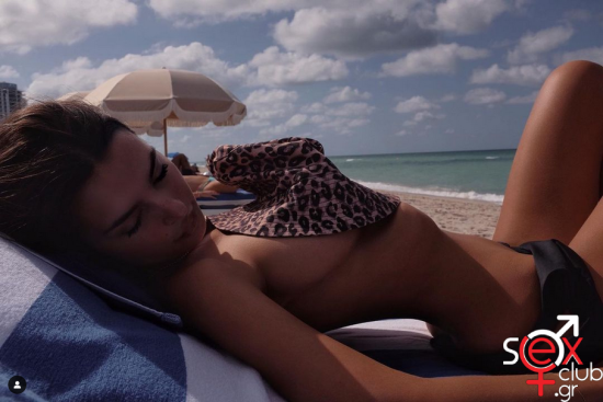 Screenshot 2024-06-30 at 19-46-37 Emily Ratajkowski (@emrata) • Φωτογραφίες και βίντεο στο Instagram.png