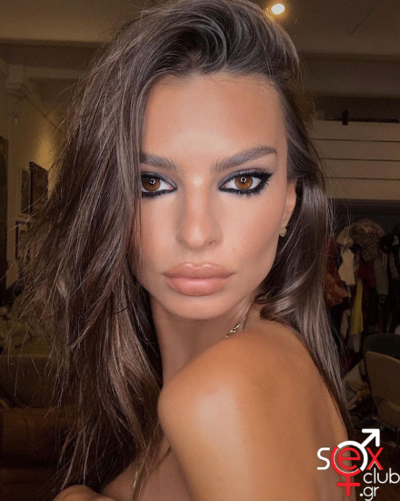 Screenshot 2024-06-30 at 19-48-27 Emily Ratajkowski (@emrata) • Φωτογραφίες και βίντεο στο Instagram.png