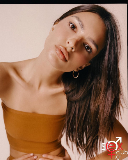Screenshot 2024-07-07 at 16-55-46 Emily Ratajkowski (@emrata) • Φωτογραφίες και βίντεο στο Instagram.png