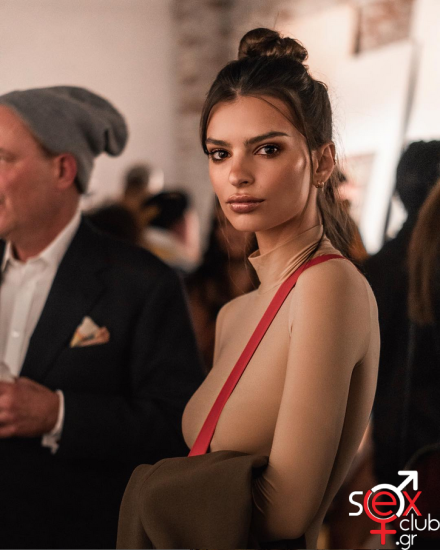 Screenshot 2024-07-14 at 16-38-36 Emily Ratajkowski (@emrata) • Φωτογραφίες και βίντεο στο Instagram.png