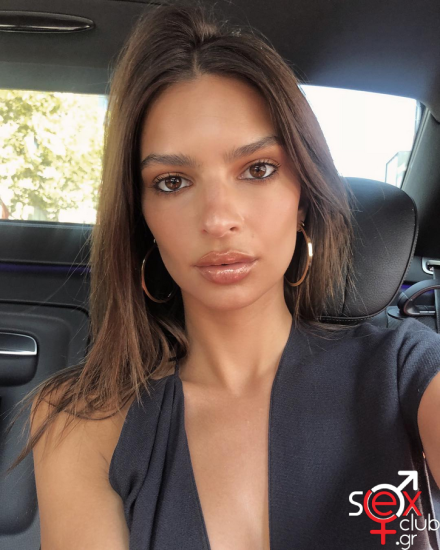 Screenshot 2024-07-14 at 16-39-23 Emily Ratajkowski (@emrata) • Φωτογραφίες και βίντεο στο Instagram.png