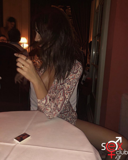 Screenshot 2024-07-14 at 16-39-29 Emily Ratajkowski (@emrata) • Φωτογραφίες και βίντεο στο Instagram.png