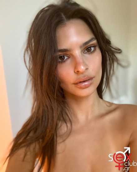 Screenshot 2024-07-14 at 16-40-58 Emily Ratajkowski (@emrata) • Φωτογραφίες και βίντεο στο Instagram.png