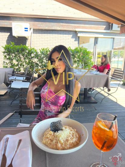 ESCORT-ATHENS-KIARA-GREECE-VIP-10.jpg