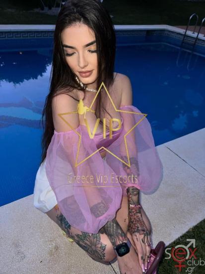 ESCORT-ATHENS-LANA-PETITE-ESCORTS-VIP-1.jpg