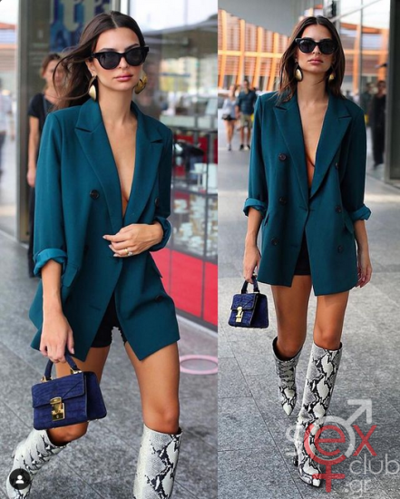 Screenshot 2024-07-21 at 18-32-10 Emily Ratajkowski (@emrata) • Φωτογραφίες και βίντεο στο Instagram.png