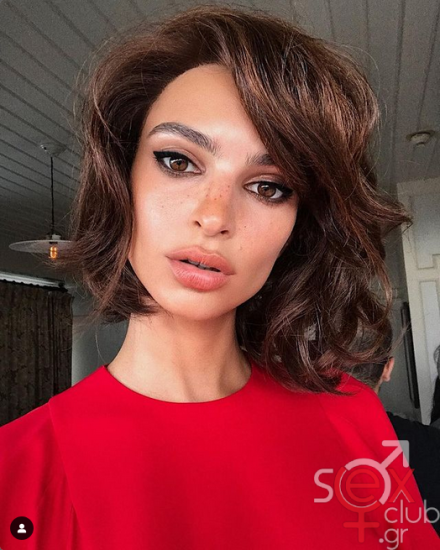 Screenshot 2024-07-21 at 18-36-41 Emily Ratajkowski (@emrata) • Φωτογραφίες και βίντεο στο Instagram.png