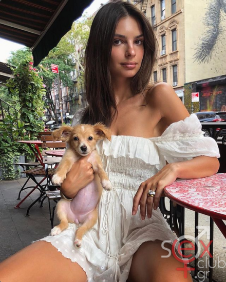 Screenshot 2024-07-21 at 18-36-47 Emily Ratajkowski (@emrata) • Φωτογραφίες και βίντεο στο Instagram.png