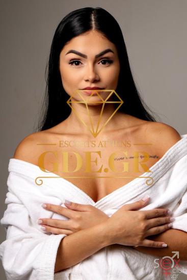 ANNA-EROTIC-BRUNETTE-LATIN-GDE-MODEL-IN-ATHENS-2.jpg