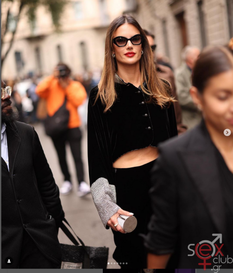 Screenshot 2024-07-28 at 14-11-52 Alessandra Ambrosio (@alessandraambrosio) • Φωτογραφίες και βίντεο στο Instagram.png