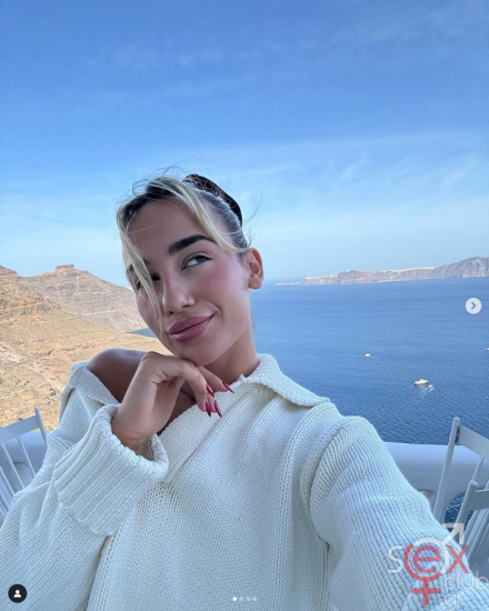 Screenshot 2024-08-04 at 20-00-02 Έλενα Κώνστα (@kwnstaelena) • Φωτογραφίες και βίντεο στο Instagram.png
