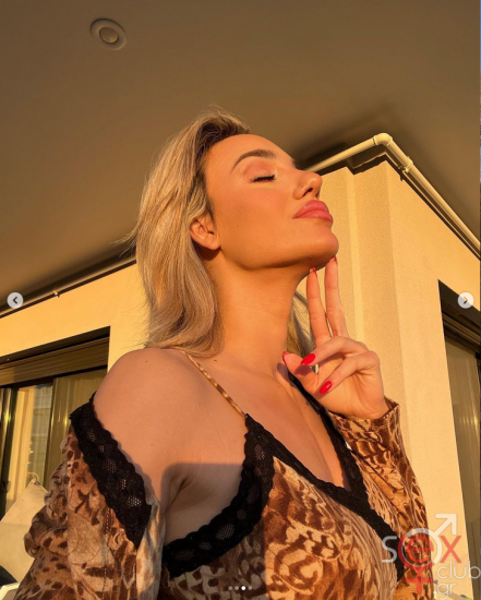Screenshot 2024-08-04 at 21-02-04 Έλενα Κώνστα (@kwnstaelena) • Φωτογραφίες και βίντεο στο Instagram.png