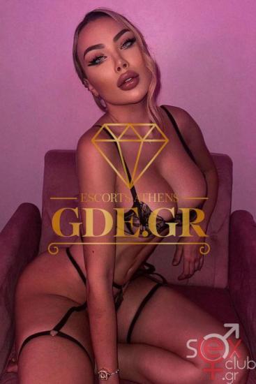 KARINA-STUNNING-FAMOUS-UKRAINIAN-GDE-MODEL-IN-ATHENS.jpg