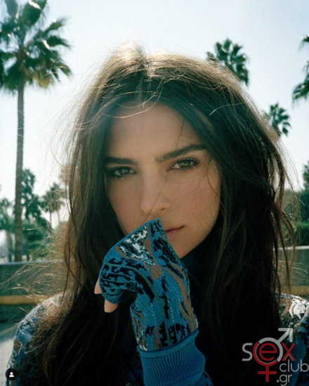 Screenshot 2024-07-27 at 21-31-19 Emily Ratajkowski (@emrata) • Φωτογραφίες και βίντεο στο Instagram.png