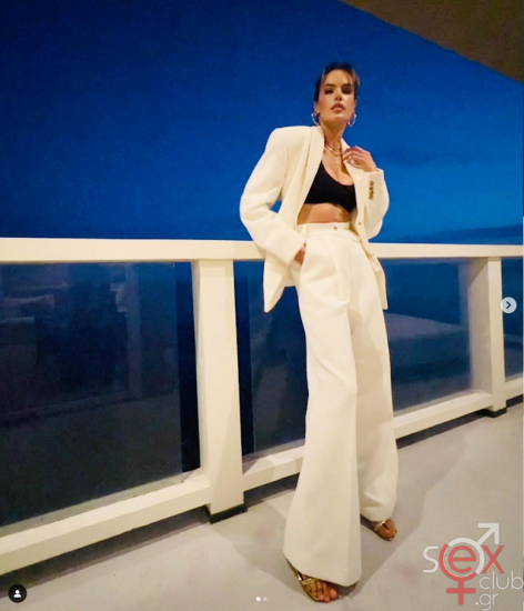 Screenshot 2024-07-28 at 18-29-02 Alessandra Ambrosio (@alessandraambrosio) • Φωτογραφίες και βίντεο στο Instagram.png