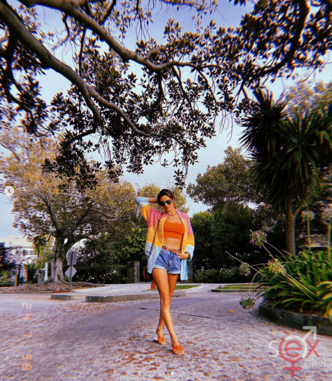 Screenshot 2024-07-28 at 18-29-36 Alessandra Ambrosio (@alessandraambrosio) • Φωτογραφίες και βίντεο στο Instagram.png