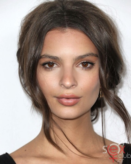 Screenshot 2024-07-27 at 21-41-45 Emily Ratajkowski (@emrata) • Φωτογραφίες και βίντεο στο Instagram.png