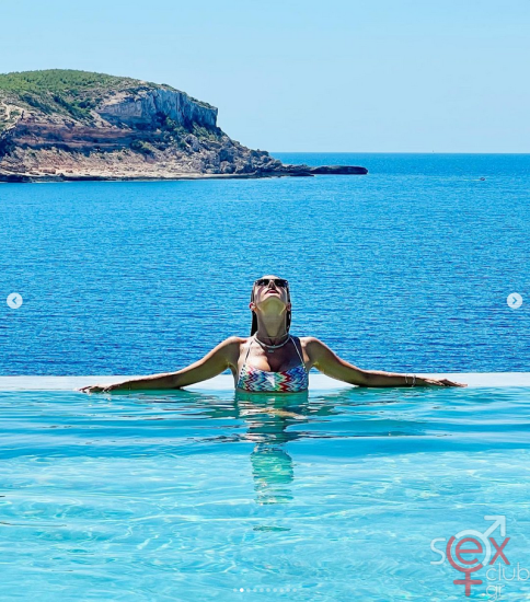 Screenshot 2024-07-28 at 18-38-05 Alessandra Ambrosio (@alessandraambrosio) • Φωτογραφίες και βίντεο στο Instagram.png