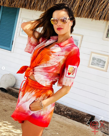 Screenshot 2024-07-28 at 18-40-49 Alessandra Ambrosio (@alessandraambrosio) • Φωτογραφίες και βίντεο στο Instagram.png
