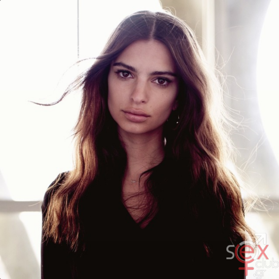 Screenshot 2024-07-27 at 22-26-04 Emily Ratajkowski (@emrata) • Φωτογραφίες και βίντεο στο Instagram.png
