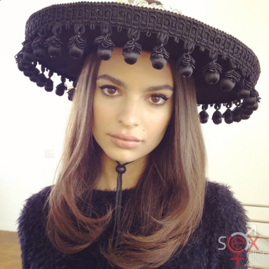Screenshot 2024-07-27 at 22-27-52 Emily Ratajkowski (@emrata) • Φωτογραφίες και βίντεο στο Instagram.png