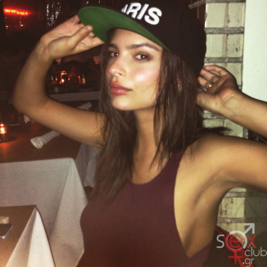 Screenshot 2024-07-27 at 22-27-57 Emily Ratajkowski (@emrata) • Φωτογραφίες και βίντεο στο Instagram.png