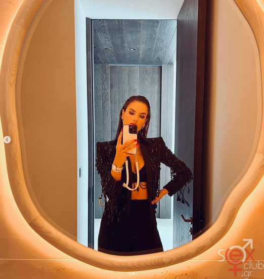 Screenshot 2024-07-28 at 21-26-18 Alessandra Ambrosio (@alessandraambrosio) • Φωτογραφίες και βίντεο στο Instagram.png