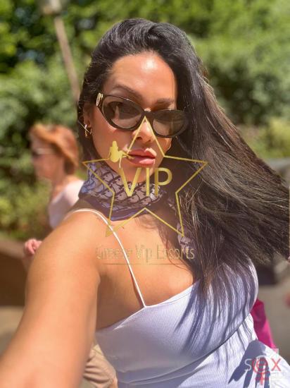 ATHENS-ESCORT-BRUNA-GREEK-MODELS-1.jpg