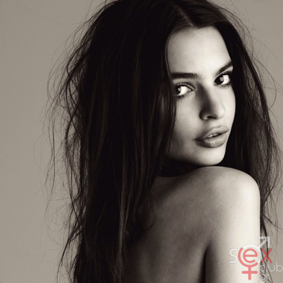 Screenshot 2024-07-27 at 22-36-23 Emily Ratajkowski (@emrata) • Φωτογραφίες και βίντεο στο Instagram.png