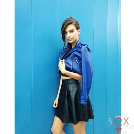 Screenshot 2024-07-27 at 22-41-50 Emily Ratajkowski (@emrata) • Φωτογραφίες και βίντεο στο Instagram.png
