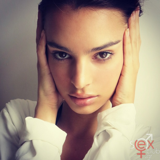 Screenshot 2024-07-27 at 22-42-24 Emily Ratajkowski (@emrata) • Φωτογραφίες και βίντεο στο Instagram.png