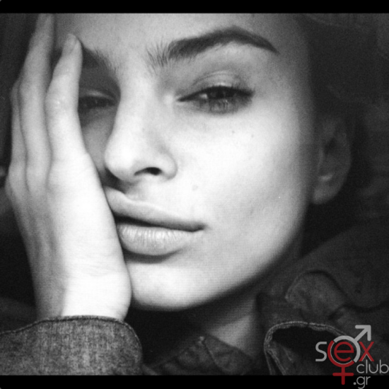 Screenshot 2024-07-27 at 22-46-23 Emily Ratajkowski (@emrata) • Φωτογραφίες και βίντεο στο Instagram.png