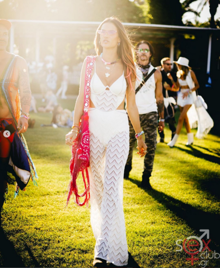 Screenshot 2024-08-04 at 18-09-53 Alessandra Ambrosio (@alessandraambrosio) • Φωτογραφίες και βίντεο στο Instagram.png