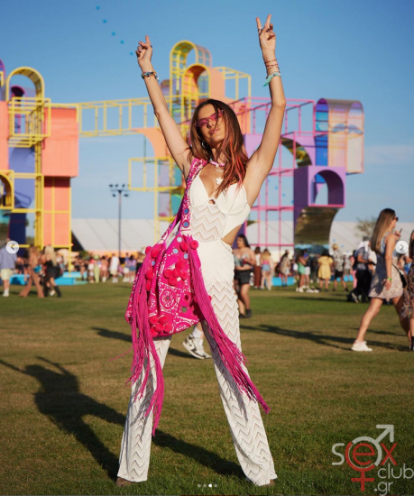 Screenshot 2024-08-04 at 18-10-07 Alessandra Ambrosio (@alessandraambrosio) • Φωτογραφίες και βίντεο στο Instagram.png