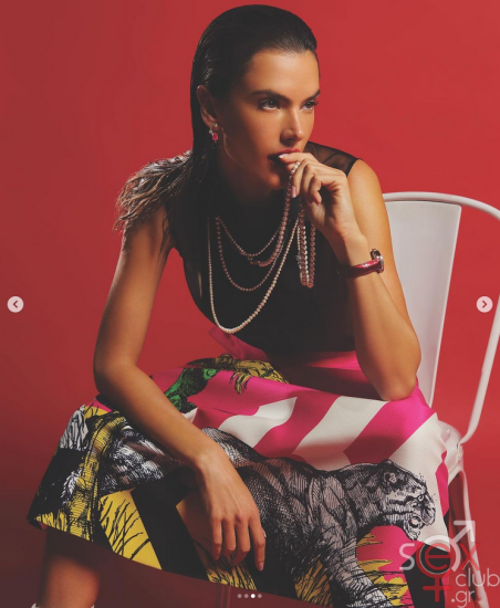 Screenshot 2024-08-04 at 18-22-59 Alessandra Ambrosio (@alessandraambrosio) • Φωτογραφίες και βίντεο στο Instagram.png