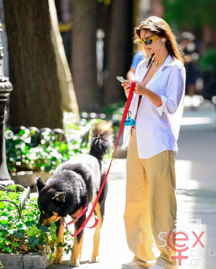 Screenshot 2024-08-12 at 20-57-40 Emily Ratajkowski (@emrata) • Φωτογραφίες και βίντεο στο Instagram.png