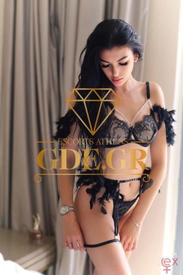 POLINA-SUPER-EROTIC-TEEN-BRUNETTE-UKRAINIAN-GDE-MODEL-IN-ATHENS-6.jpg