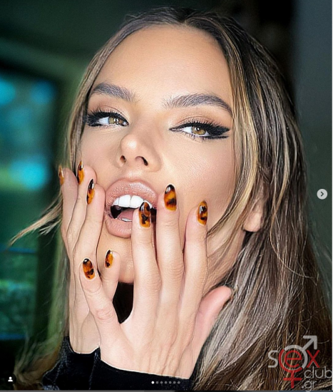 Screenshot 2024-08-04 at 18-28-48 Alessandra Ambrosio (@alessandraambrosio) • Φωτογραφίες και βίντεο στο Instagram.png