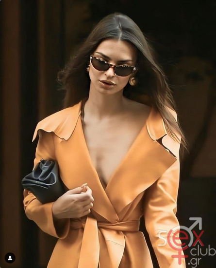 Screenshot 2024-08-12 at 21-09-46 Emily Ratajkowski (@emrata) • Φωτογραφίες και βίντεο στο Instagram.png