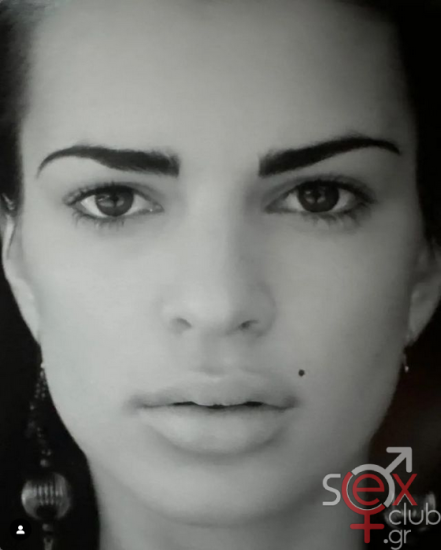 Screenshot 2024-08-12 at 21-11-14 Emily Ratajkowski (@emrata) • Φωτογραφίες και βίντεο στο Instagram.png