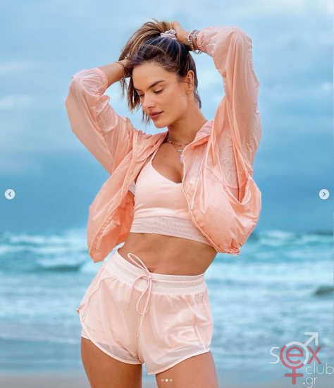 Screenshot 2024-08-04 at 18-30-18 Alessandra Ambrosio (@alessandraambrosio) • Φωτογραφίες και βίντεο στο Instagram.png