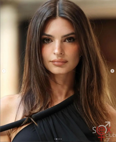 Screenshot 2024-08-12 at 22-18-18 Emily Ratajkowski (@emrata) • Φωτογραφίες και βίντεο στο Instagram.png