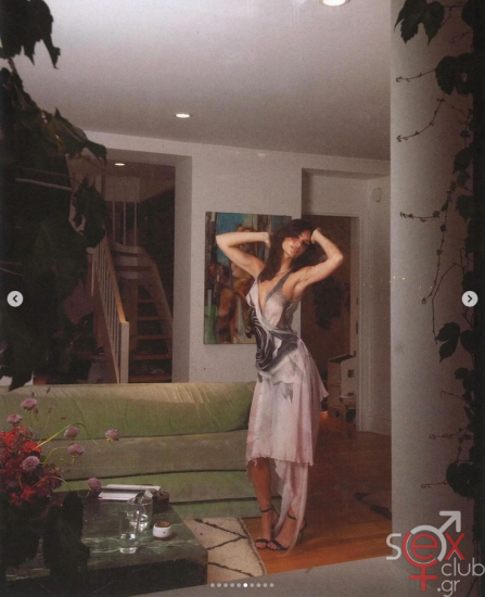 Screenshot 2024-08-12 at 22-24-49 Emily Ratajkowski (@emrata) • Φωτογραφίες και βίντεο στο Instagram.png