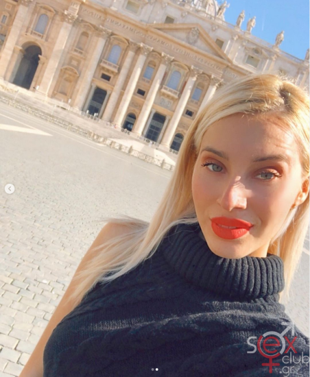 Screenshot 2024-09-22 at 19-25-54 Athena (@athina_xrisantidou) • Φωτογραφίες και βίντεο στο Instagram.png