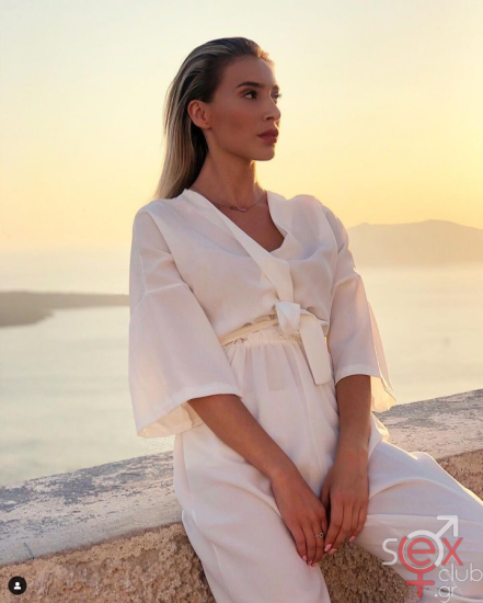 Screenshot 2024-09-22 at 19-30-44 Athena (@athina_xrisantidou) • Φωτογραφίες και βίντεο στο Instagram.png