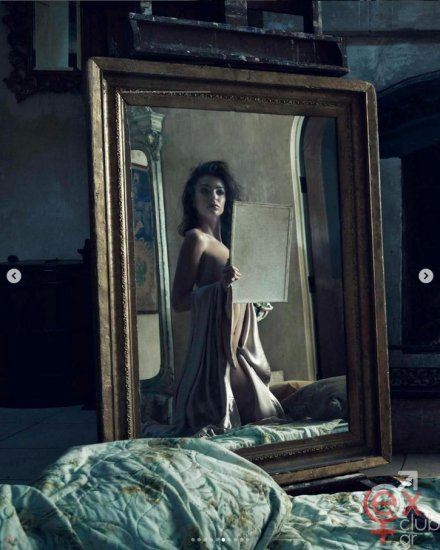 Screenshot 2024-08-12 at 22-30-14 Emily Ratajkowski (@emrata) • Φωτογραφίες και βίντεο στο Instagram.png