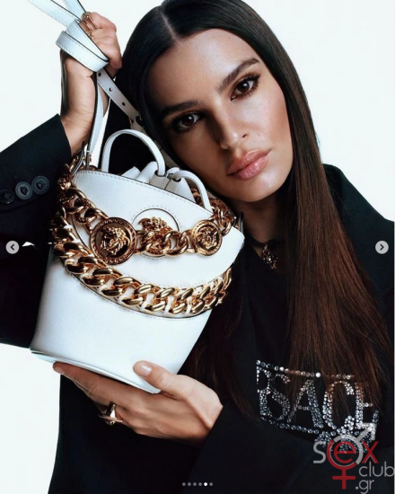 Screenshot 2024-08-12 at 22-35-21 Emily Ratajkowski (@emrata) • Φωτογραφίες και βίντεο στο Instagram.png
