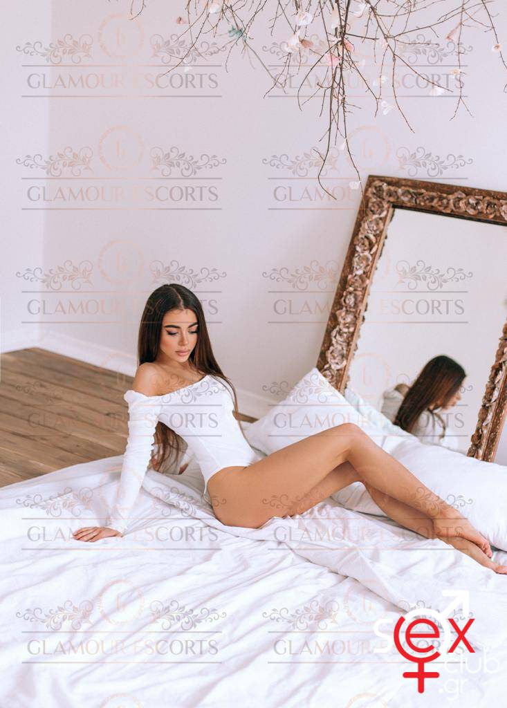 Escort-Adele-2-963