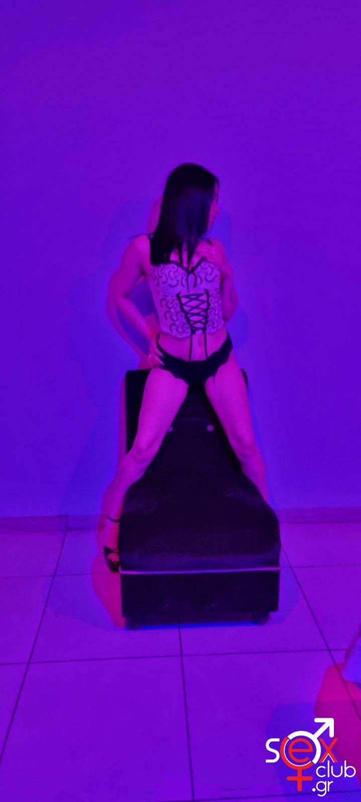 Escort-Nina-2741